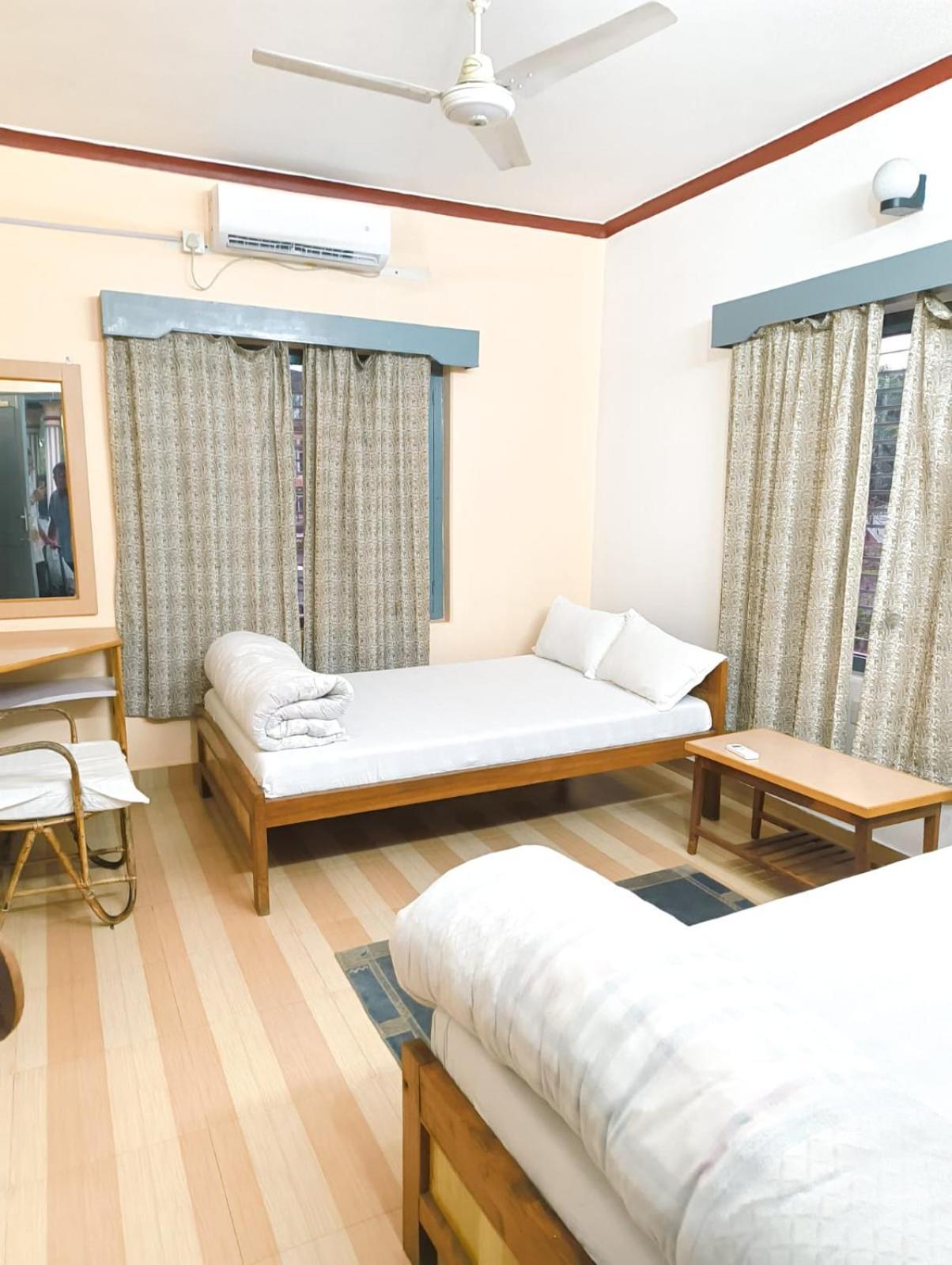 Hotel Mountain View - Lakeside بوكْرا المظهر الخارجي الصورة