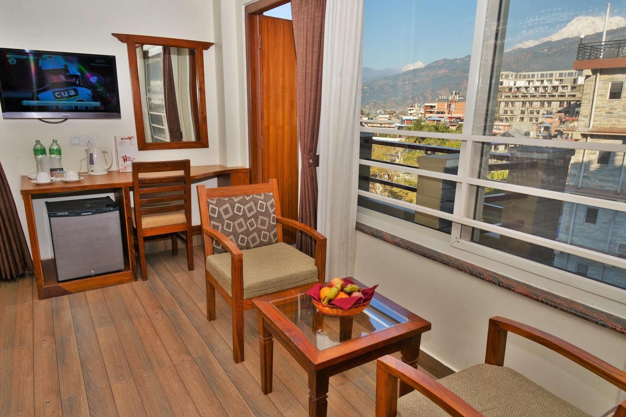 Hotel Mountain View - Lakeside بوكْرا المظهر الخارجي الصورة