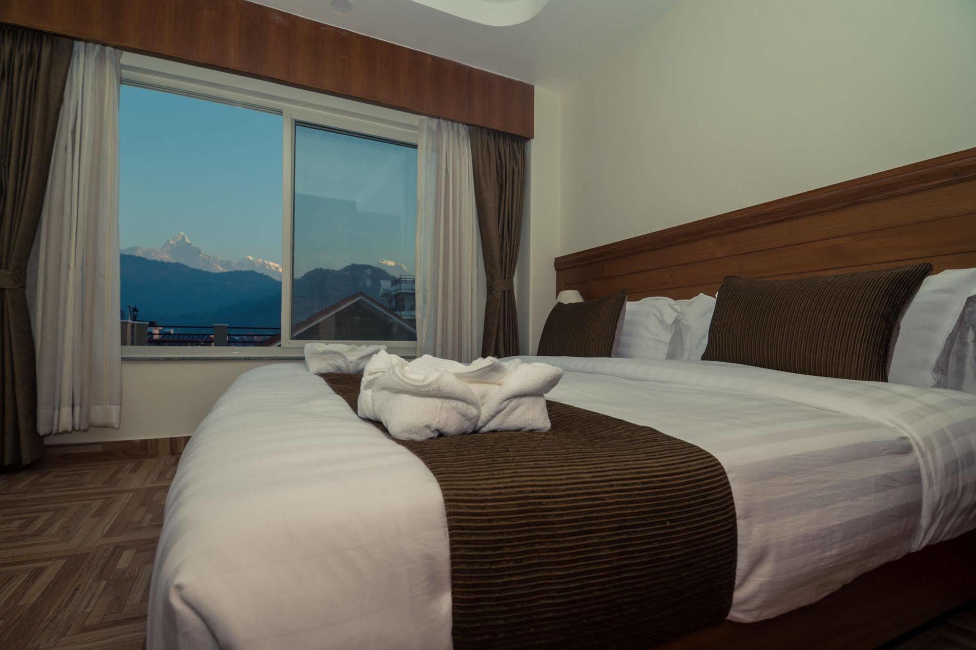 Hotel Mountain View - Lakeside بوكْرا المظهر الخارجي الصورة