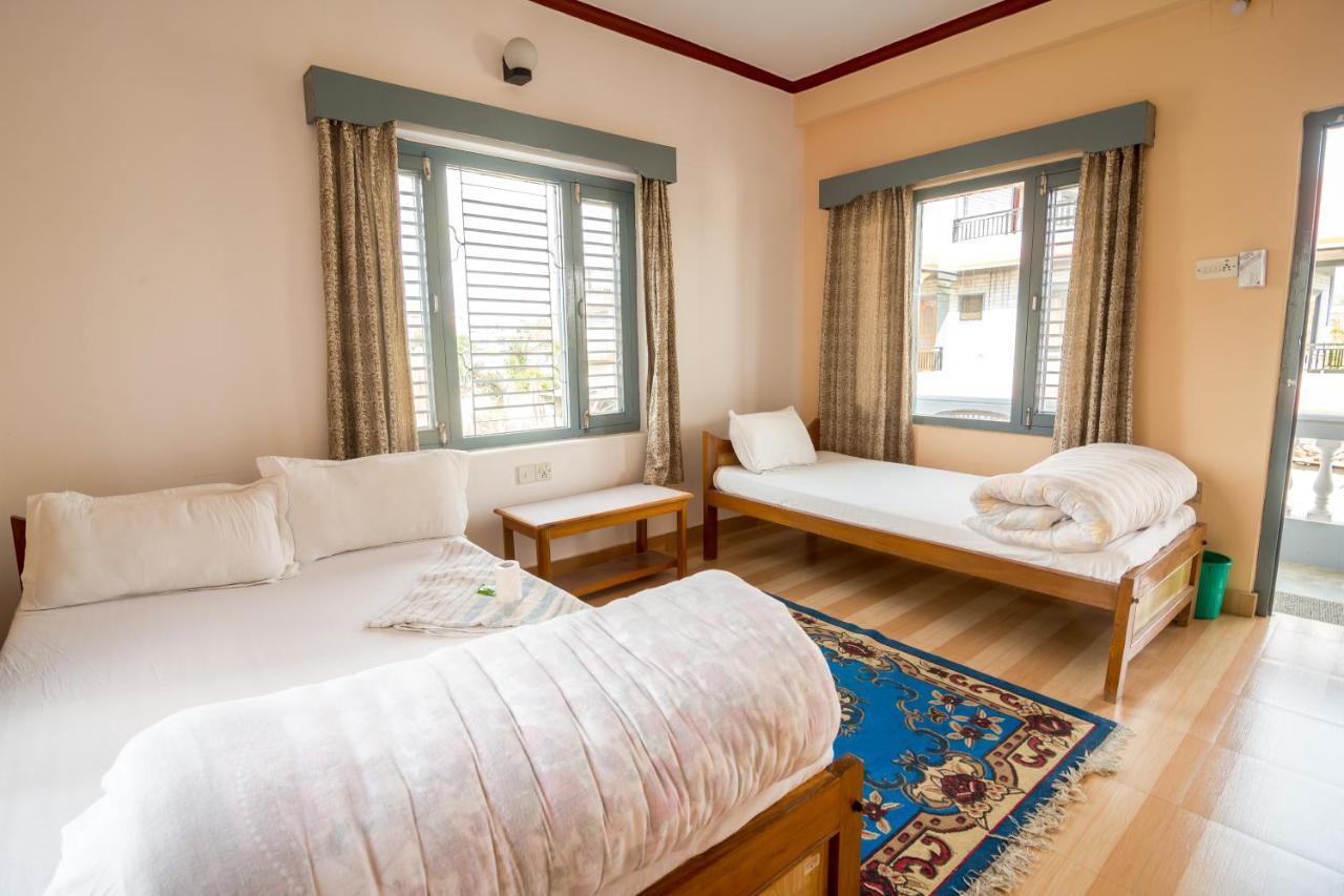 Hotel Mountain View - Lakeside بوكْرا المظهر الخارجي الصورة
